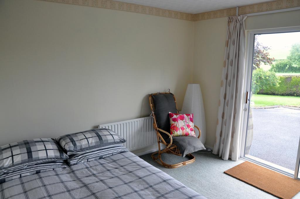 Eaglesfield House Guest Apartment Donaghey Екстериор снимка
